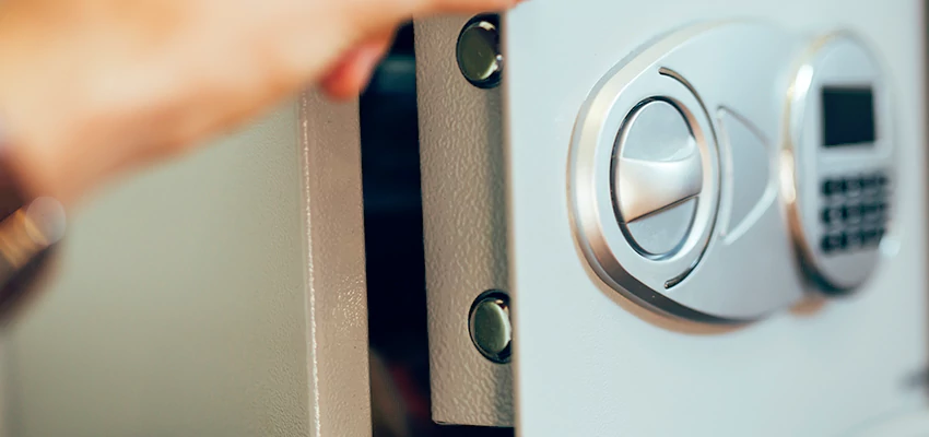 Fingerprint Safe Openers in Colton, CA